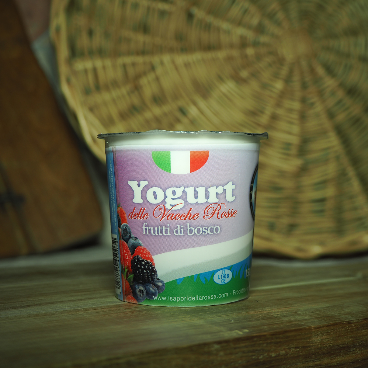YOGURT DELLE VACCHE ROSSE AI FRUTTI DI BOSCO